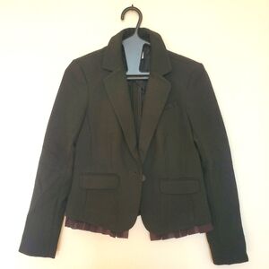 LOFT Black blazer with subtle ruffle bottom trim. Size 0P lightly worn